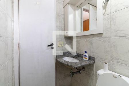 Apartamento à venda com 74m², 3 quartos e 2 vagas Apartamento à venda com 74m², 3 quartos e 2 vagasBanheiro da Suíte