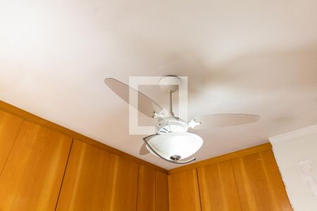 Apartamento à venda com 74m², 3 quartos e 2 vagas Apartamento à venda com 74m², 3 quartos e 2 vagasSuíte