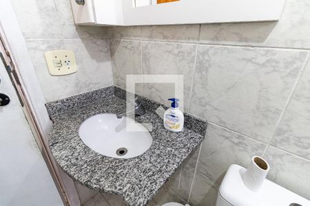 Apartamento à venda com 74m², 3 quartos e 2 vagas Apartamento à venda com 74m², 3 quartos e 2 vagasBanheiro da Suíte