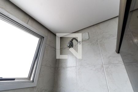 Apartamento à venda com 74m², 3 quartos e 2 vagas Apartamento à venda com 74m², 3 quartos e 2 vagasBanheiro Social