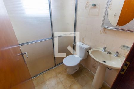 Casa à venda com 260m², 4 quartos e 3 vagasBanheiro da Suíte