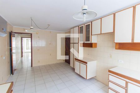 Casa à venda com 260m², 4 quartos e 3 vagasCozinha