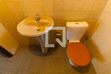 Casa à venda com 260m², 4 quartos e 3 vagasBanheiro 4