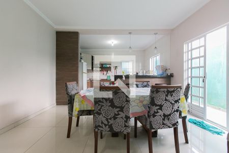 Sala de Jantar de casa para alugar com 3 quartos, 130m² em Itaquera, São Paulo