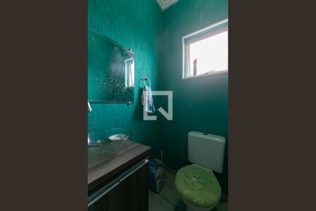 Lavabo de casa para alugar com 3 quartos, 130m² em Itaquera, São Paulo