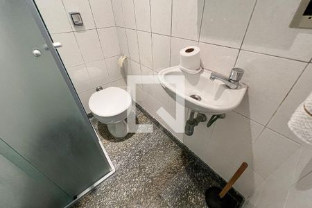 Apartamento à venda com 180m², 3 quartos e 3 vagasBanheiro de serviço