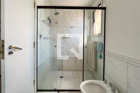 Apartamento à venda com 180m², 3 quartos e 3 vagasBanheiro do Quarto 3