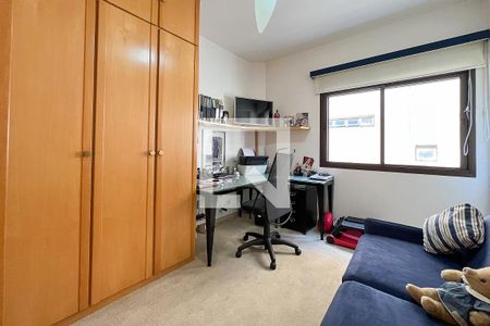 Apartamento à venda com 180m², 3 quartos e 3 vagasQuarto 2 - Suite