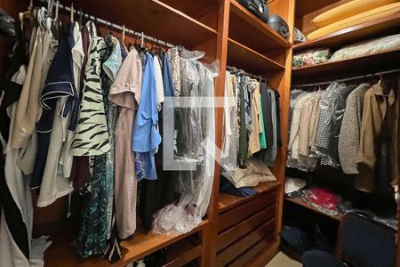 Apartamento à venda com 180m², 3 quartos e 3 vagasQuarto 3 - Suite