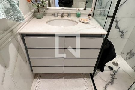 Apartamento à venda com 180m², 3 quartos e 3 vagasBanheiro do Quarto 1