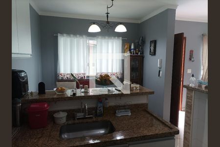 Sala de casa à venda com 3 quartos, 90m² em Vila Graciosa, São Paulo