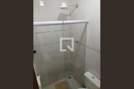 Casa à venda com 90m², 3 quartos e 2 vagasBanheiro