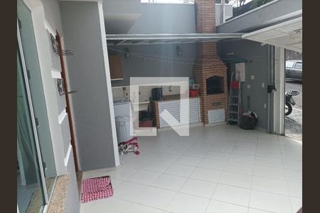 Casa à venda com 90m², 3 quartos e 2 vagasGaragem