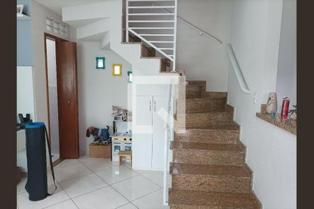 Sala de casa à venda com 3 quartos, 90m² em Vila Graciosa, São Paulo