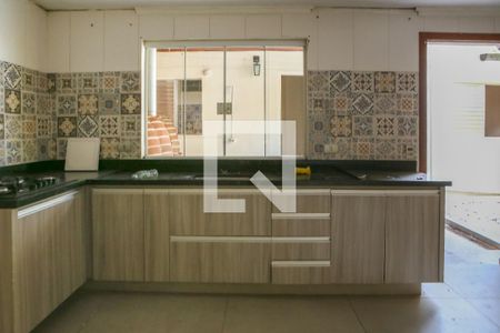 Casa à venda com 300m², 2 quartos e sem vagaCozinha