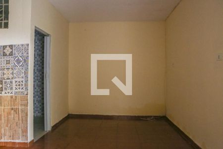 Casa à venda com 300m², 2 quartos e sem vagaEdícula - Sala e Cozinha