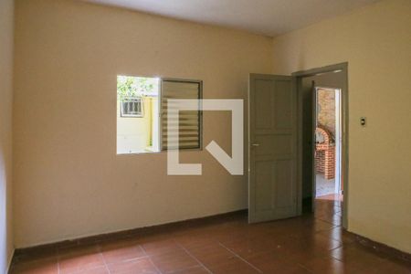 Casa à venda com 300m², 2 quartos e sem vagaEdícula - Quarto