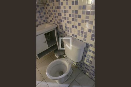 Casa à venda com 300m², 2 quartos e sem vagaEdícula - Banheiro