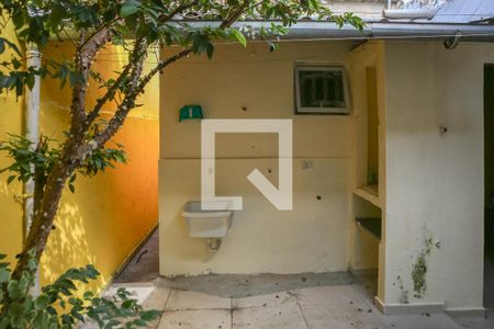 Casa à venda com 300m², 2 quartos e sem vagaEdícula - Vista do Quarto