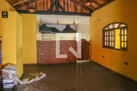 Casa à venda com 300m², 2 quartos e sem vagaParte da frente