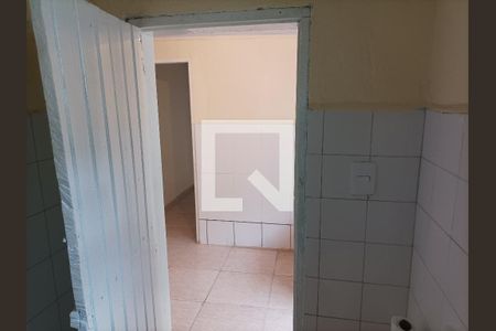 Banheiro de casa para alugar com 1 quarto, 35m² em Cidade São Mateus, São Paulo