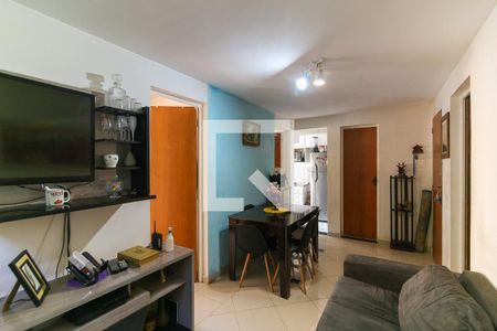 Sala de apartamento à venda com 3 quartos, 49m² em Super Quadra Morumbi, São Paulo