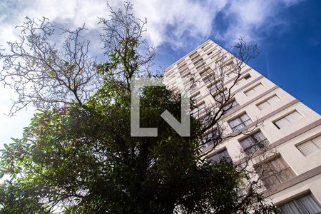 Apartamento à venda com 34m², 1 quarto e sem vaga Apartamento à venda com 34m², 1 quarto e sem vagaFachada