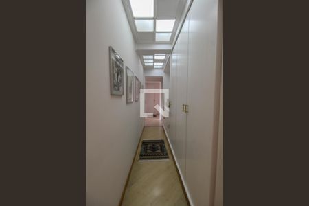 Apartamento à venda com 170m², 4 quartos e 3 vagasCorredor