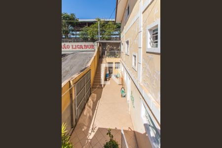 Casa à venda com 260m², 5 quartos e 3 vagas Casa à venda com 260m², 5 quartos e 3 vagasQuintal