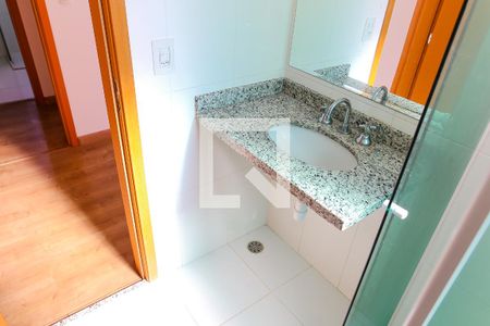 Apartamento para alugar com 85m², 3 quartos e 2 vagas Apartamento para alugar com 85m², 3 quartos e 2 vagasBanheiro da Suite