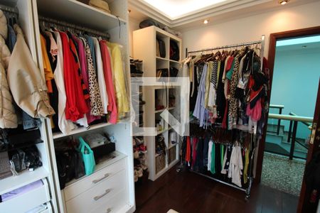 Casa à venda com 800m², 7 quartos e 6 vagasQuarto 1