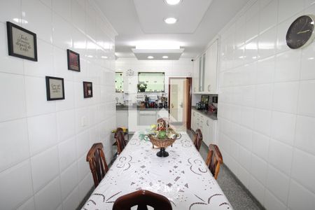 Casa à venda com 800m², 7 quartos e 6 vagasCozinha