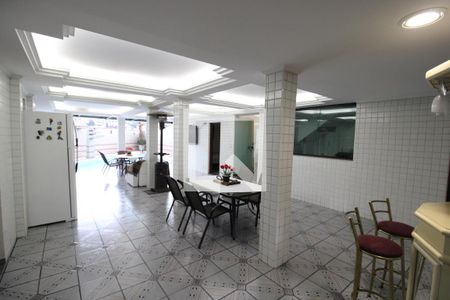 Casa à venda com 800m², 7 quartos e 6 vagasÁrea de Lazer - Churrasqueira e Piscina