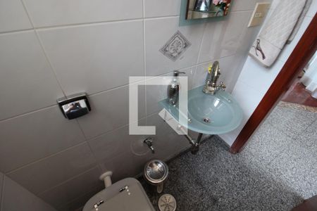 Casa à venda com 800m², 7 quartos e 6 vagasCorredor - Lavabo