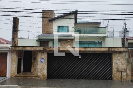 Casa à venda com 800m², 7 quartos e 6 vagasFachada