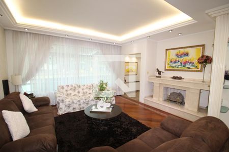 Casa à venda com 800m², 7 quartos e 6 vagasSala Principal