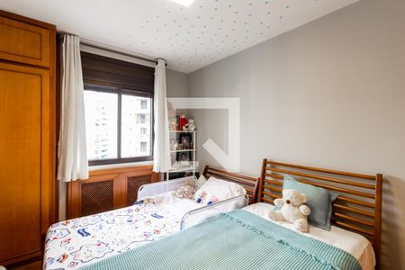 Apartamento à venda com 156m², 3 quartos e 3 vagas Apartamento à venda com 156m², 3 quartos e 3 vagasSuíte 2