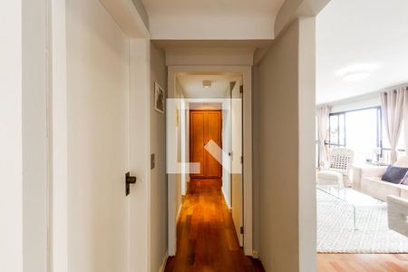 Apartamento à venda com 156m², 3 quartos e 3 vagas Apartamento à venda com 156m², 3 quartos e 3 vagasCorredor