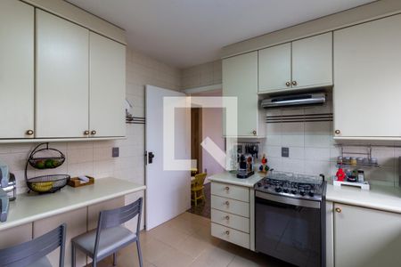 Apartamento à venda com 156m², 3 quartos e 3 vagas Apartamento à venda com 156m², 3 quartos e 3 vagasCozinha
