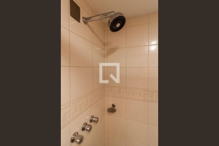 Apartamento à venda com 156m², 3 quartos e 3 vagas Apartamento à venda com 156m², 3 quartos e 3 vagasBanheiro Suíte