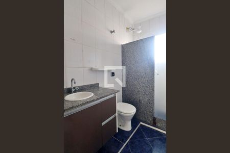 Apartamento para alugar com 60m², 2 quartos e sem vagaBanheiro