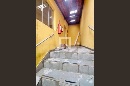 Apartamento para alugar com 60m², 2 quartos e sem vagaEntrada