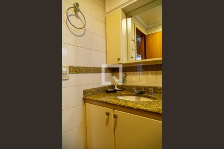 Apartamento à venda com 100m², 3 quartos e 2 vagasBanheiro da Suíte