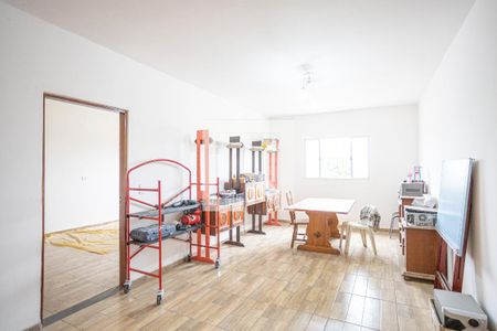 Sala de casa para alugar com 2 quartos, 240m² em Padroeira, Osasco