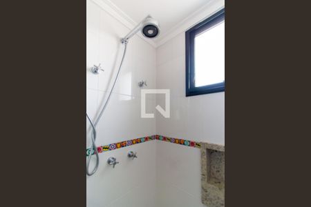 Apartamento à venda com 171m², 3 quartos e 4 vagasBanheiro da Suíte 02