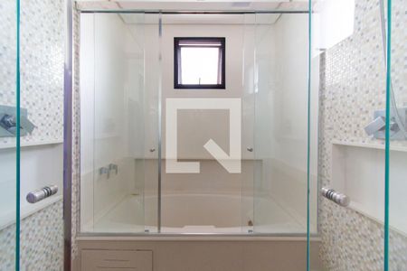 Apartamento à venda com 171m², 3 quartos e 4 vagasBanheiro da Suíte 03