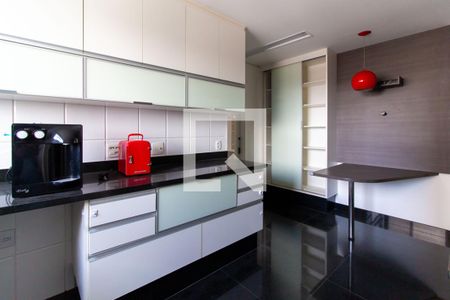 Apartamento à venda com 171m², 3 quartos e 4 vagasCozinha