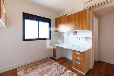 Apartamento à venda com 171m², 3 quartos e 4 vagasSuíte 01