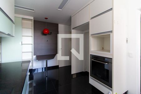 Apartamento à venda com 171m², 3 quartos e 4 vagasCozinha
