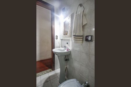 Casa à venda com 250m², 3 quartos e 3 vagasLavabo